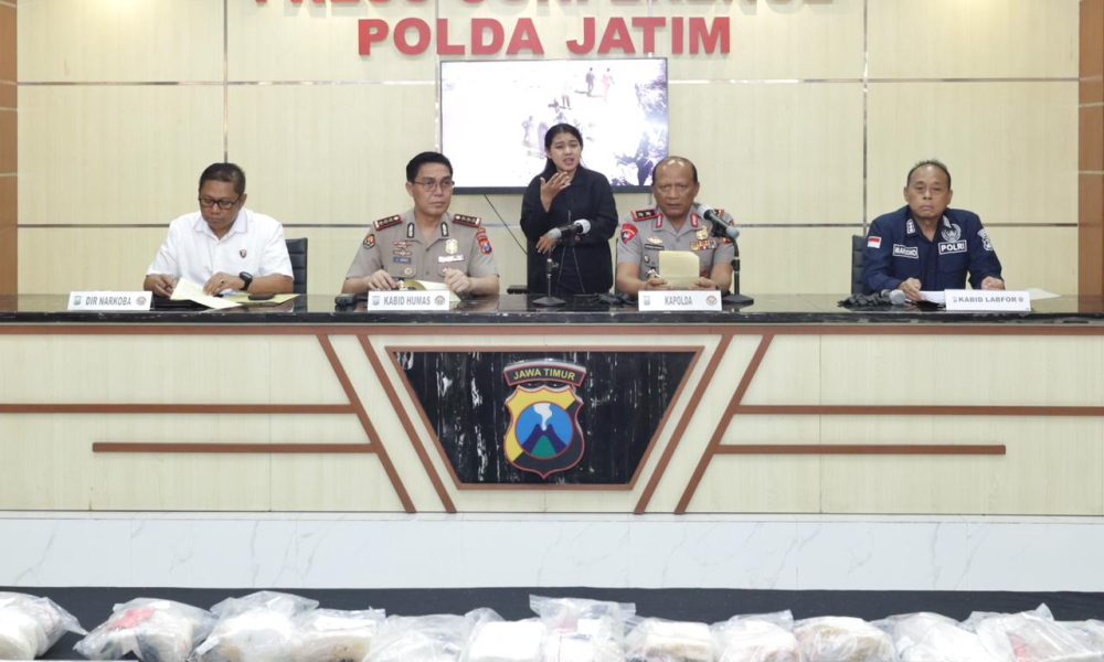 Polda Jatim Lakukan Uji Laboratoris Terkait Temuan Diduga Narkotika 27,83 Kg di Pesisir Giligenting Sumenep