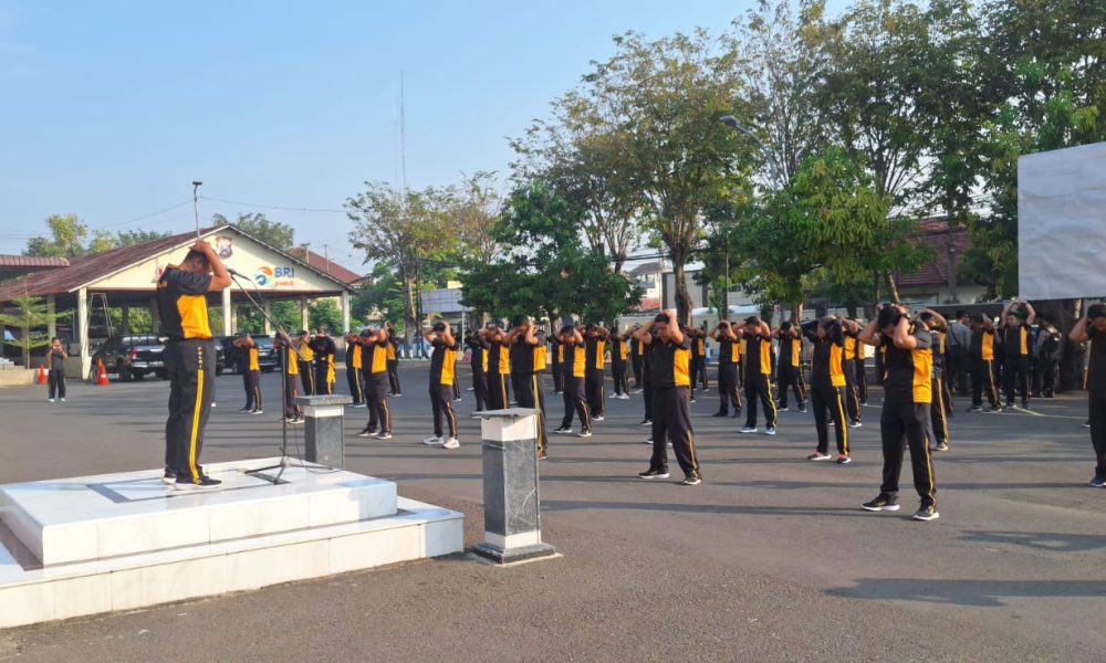 Guna Meningkatkan Kebugaran dan Kesiapan Fisik Seluruh Personel, Polres Pasuruan Kota Gelar Olahraga Bersama