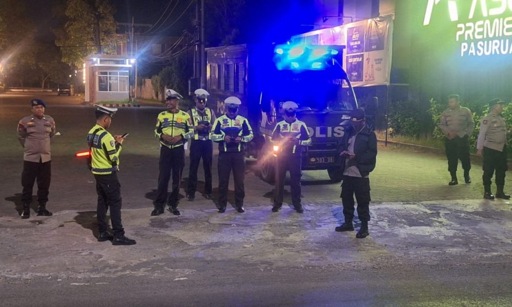 Akhir Pekan Aman Kondusif, Polres Pasuruan Kota Terjunkan Peleton Siaga