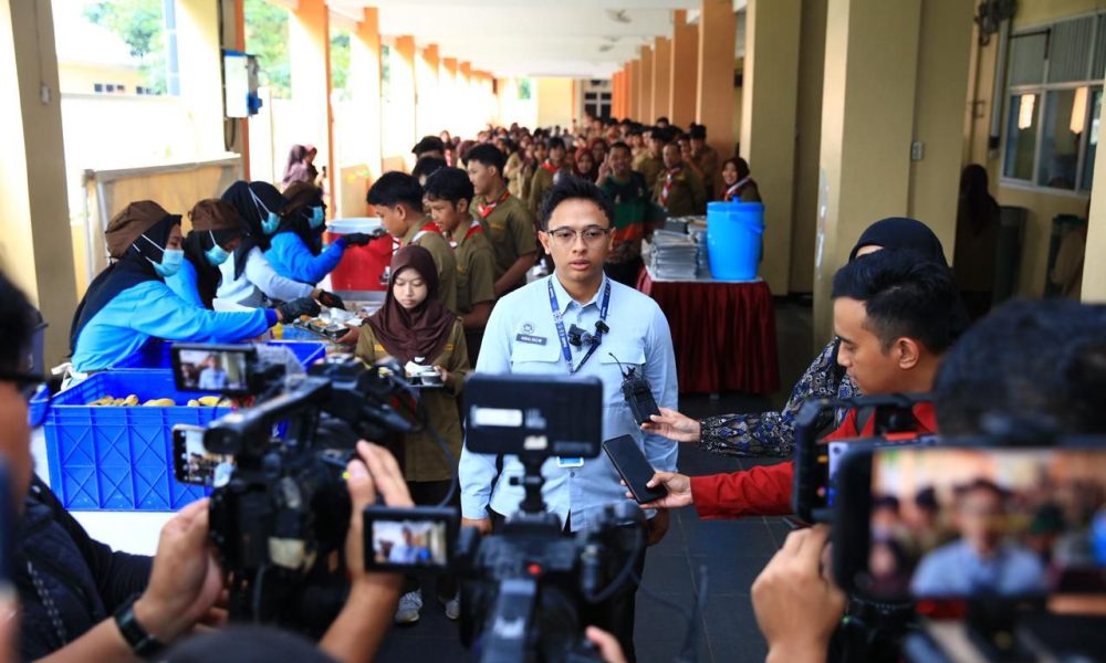 SPPG Polri Mulai Terapkan Sistem Prasmanan, Perdana di Pejaten