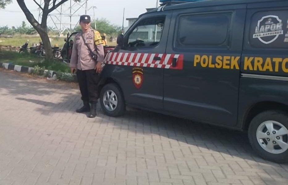 Patroli Siang Hari Polsek Kraton, Antisipasi 3C Lewat Dialog Humanis
