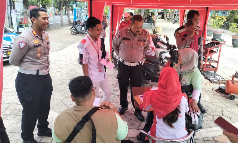 Peringati May Day, Polres Probolinggo Buka Layanan Bengkel Gratis dan Samsat Keliling