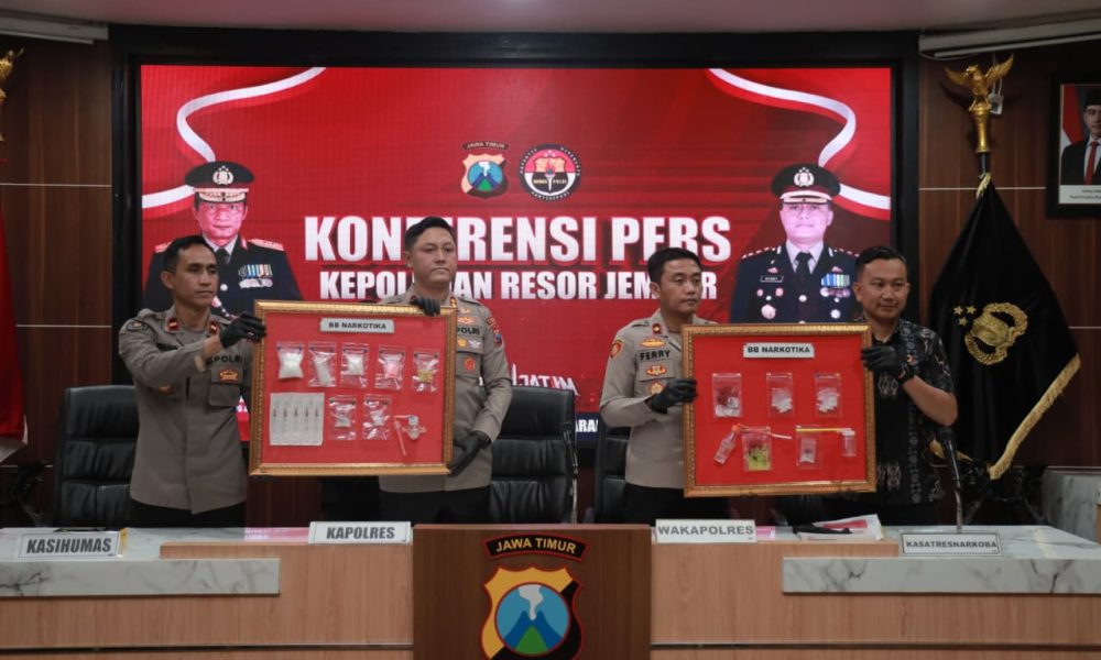 Polres Jember Ungkap Kasus Narkoba Amankan 30 Tersangka dan Ratusan Gram Sabu