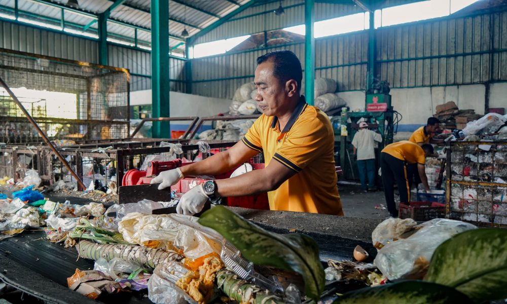 Hari Bhayangkara ke-80 Jadi Momentum Polda Jatim Perkuat Kepedulian Sosial dan Keagamaan