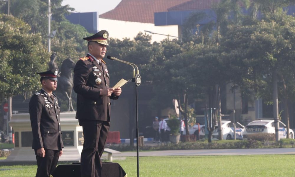 Gelar Upacara Hari Lahir Pancasila, Wakapolda Jatim : Pancasila Kunci Persatuan Bangsa di Tengah Ancaman Global