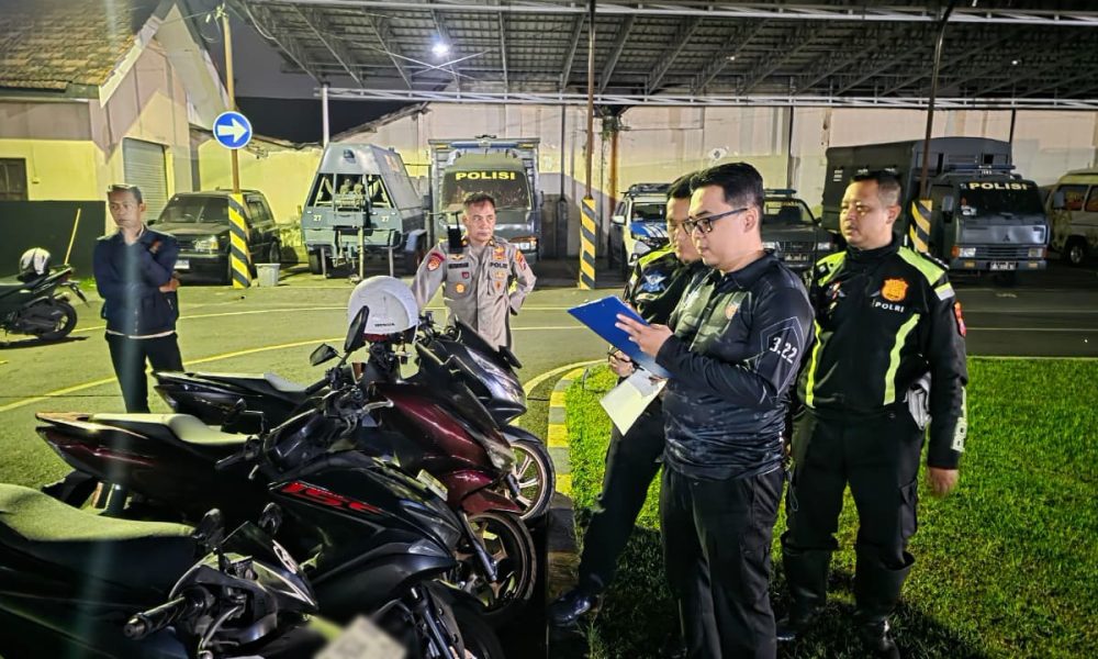 Polres Mojokerto Kota Amankan 80 Pemuda Konvoi,1 orang Kedapatan Bawa Sajam