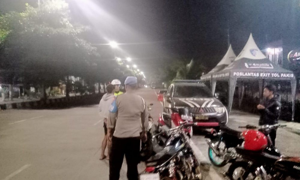 Respon Cepat Laporan Call Center 110 , Polres Malang Amankan Belasan Motor Balap Liar di Pakis