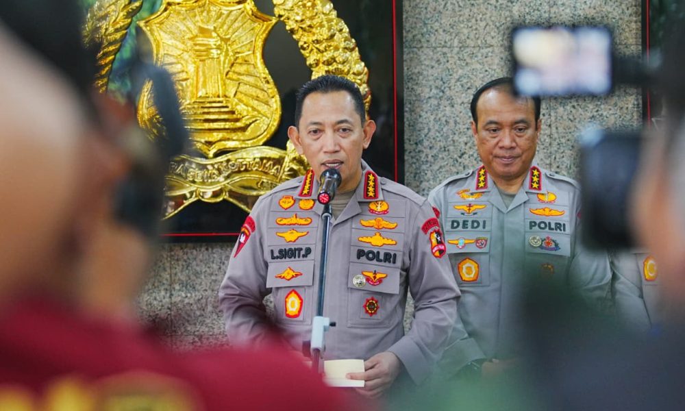 Kapolri Instruksikan Jajaran Siaga Hadapi Dampak Erupsi Gunung Anak Krakatau
