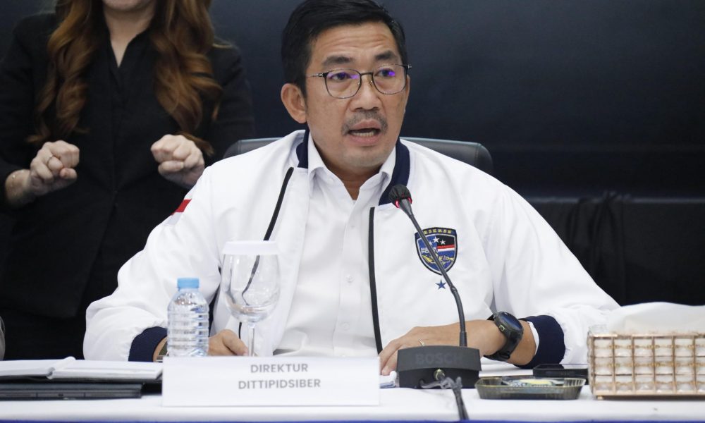 Bareskrim Polri Bongkar Praktik Live Streaming Pornografi di TikTok dan Tevi, Enam Tersangka Diamankan