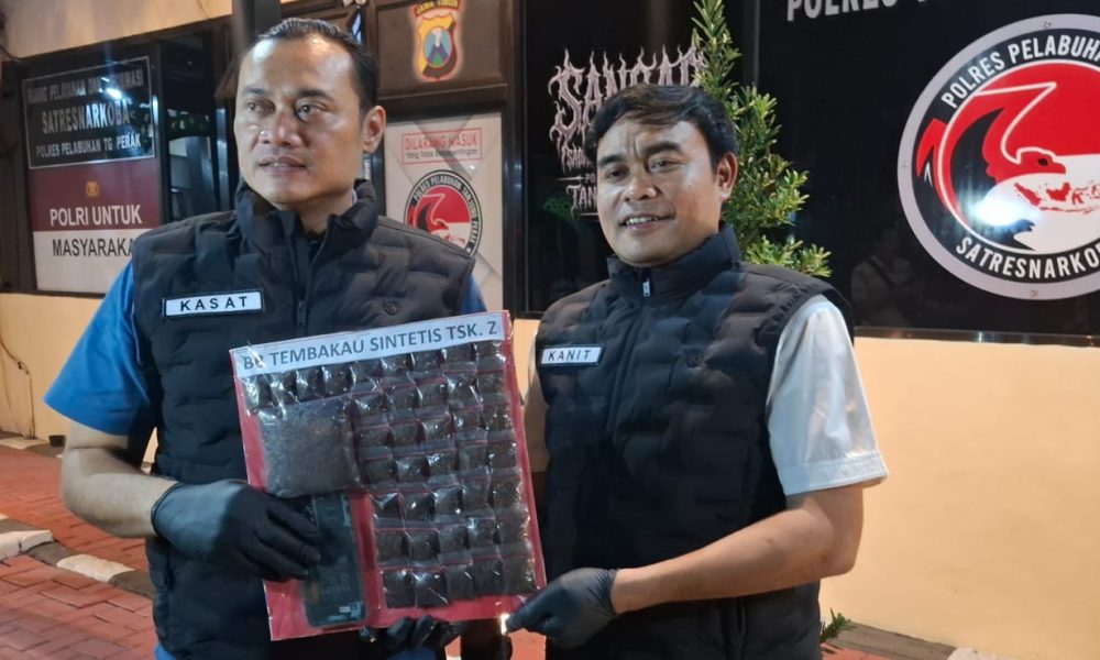Polres Pelabuhan Tanjung Perak Ungkap Peredaran Narkotika,Sita 148,7 gram Tembakau Sintetis