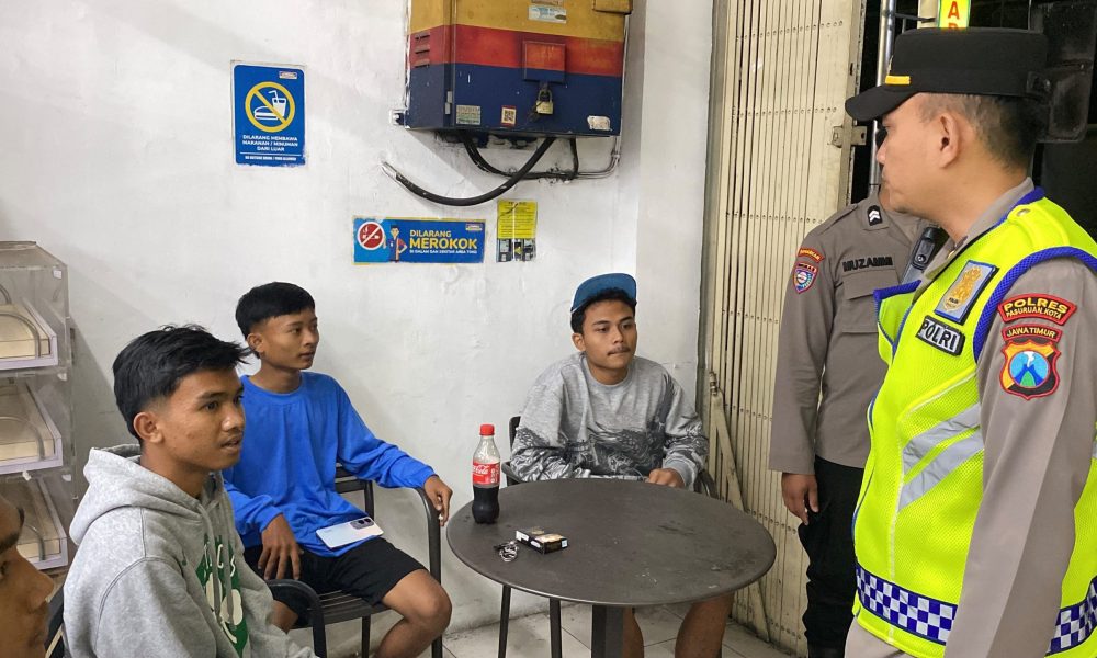 Patroli SAE Polres Pasuruan Kota Jaga Kamtibmas Dipenghujung  Akhir Pekan